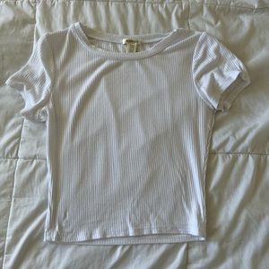 White cropped tee